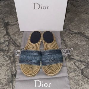 Dior slides